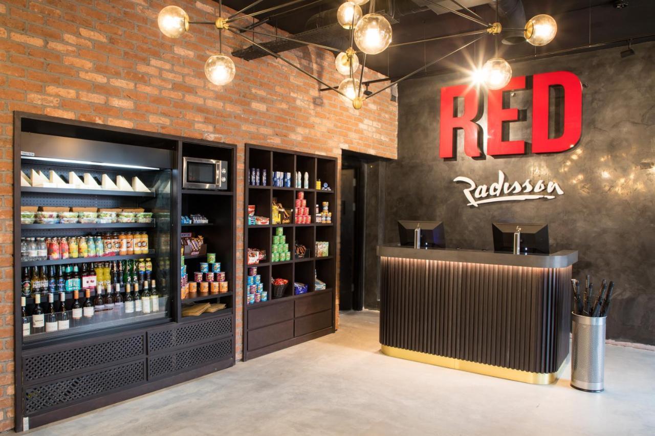 Radisson Red London Greenwich The O2 Esterno foto